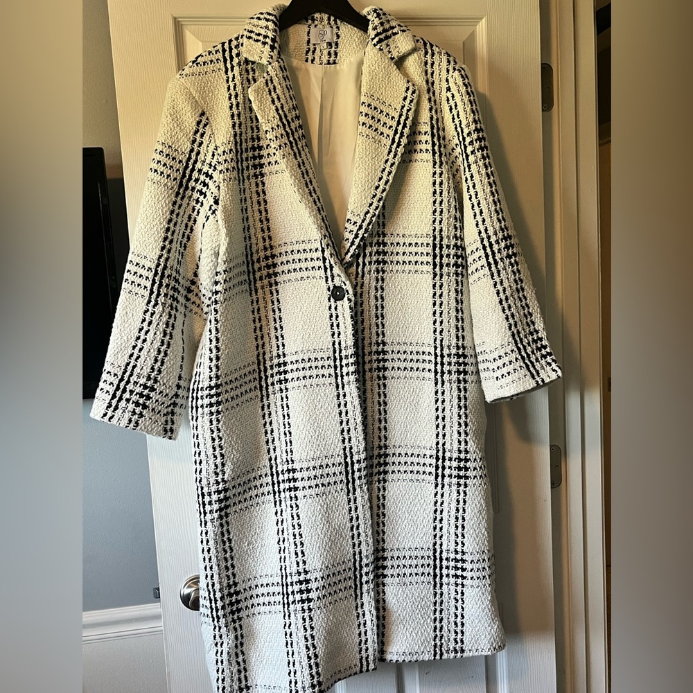 Women's Black and White Plaid Coat